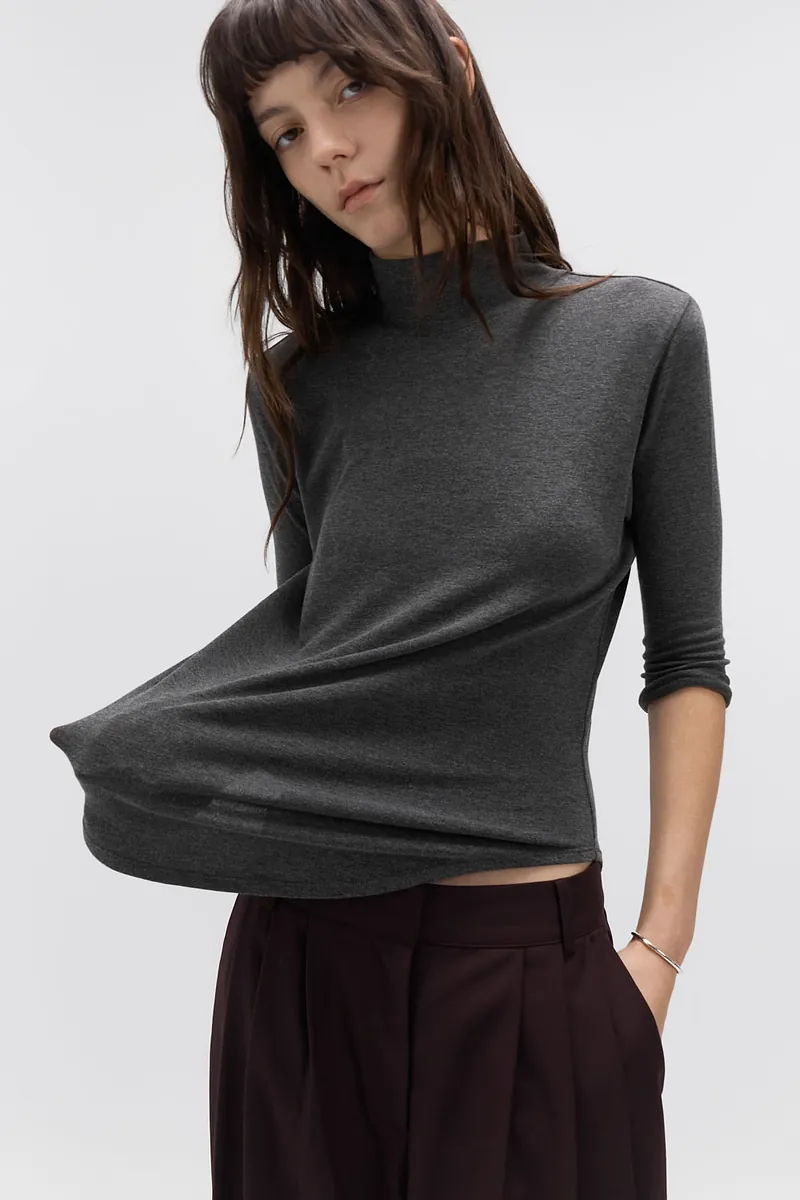 Studio Doe - Mousse Knit High-neck Cutsew