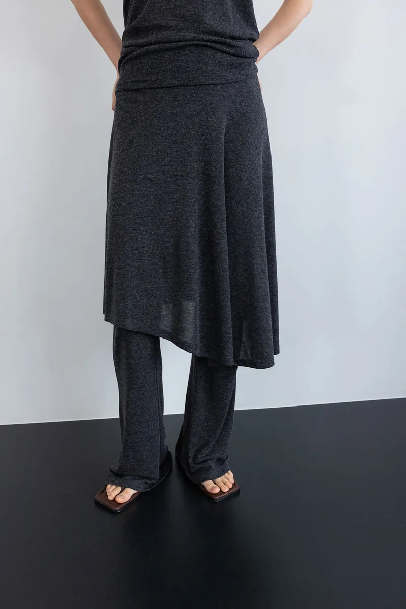 Studio Doe - Ultra Stretch Asymmetric Wave Skirt