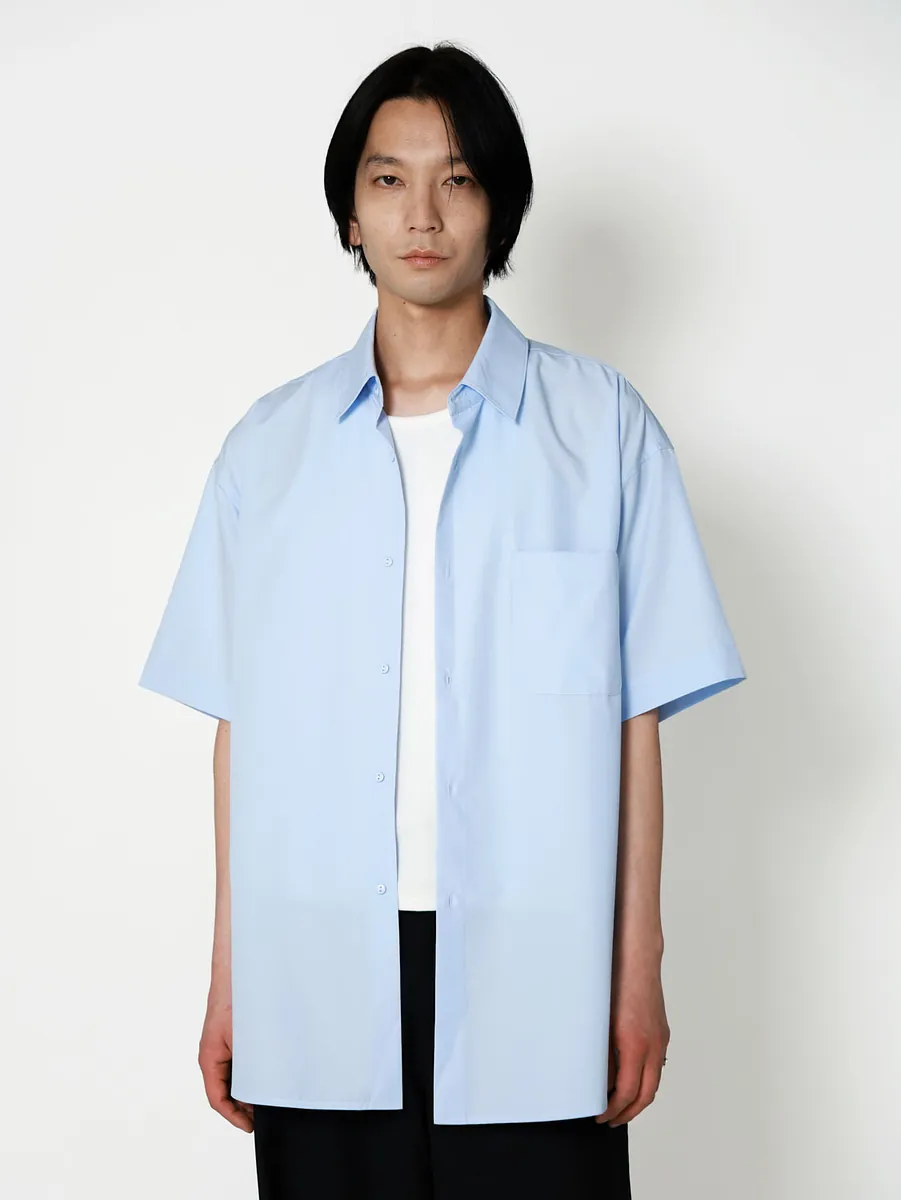Studio Doe - Gender Free Wrinkle-Resistant Oversized Short Sleeve Shirt