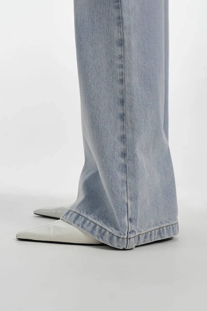 Studio Doe - Smart Fit Flare Denim Pants