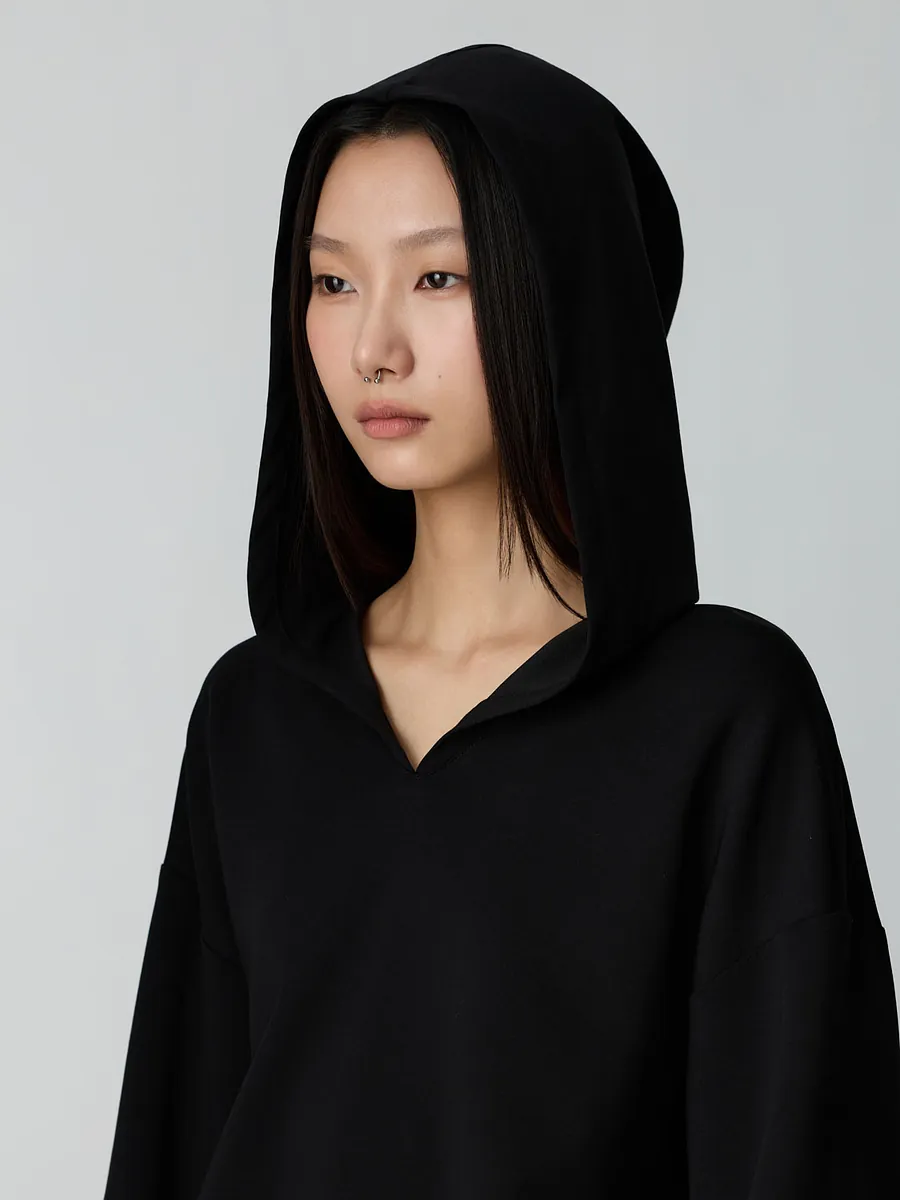 Studio Doe - Doe：Molly Deep V-Neck Cropped Hoodie