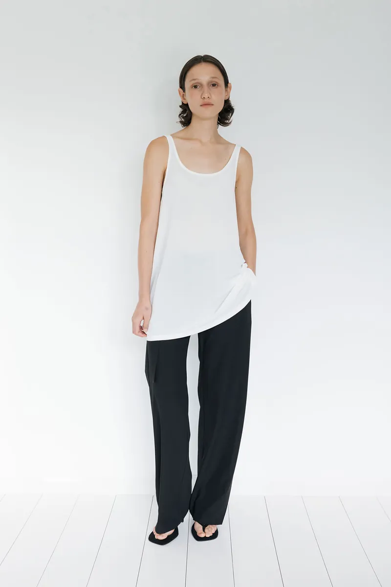 Studio Doe - U-neck Long Tank Top