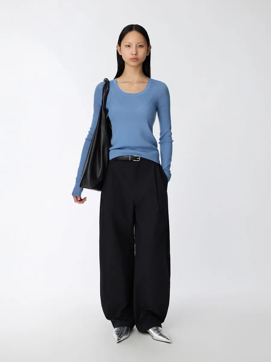 Studio Doe - Premium Merino Seamless Sweater