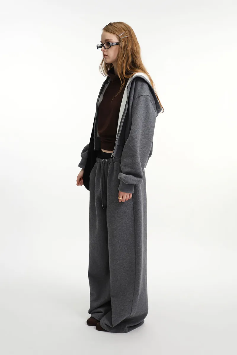 Studio Doe - Fleece Cropped Zip Hoodie