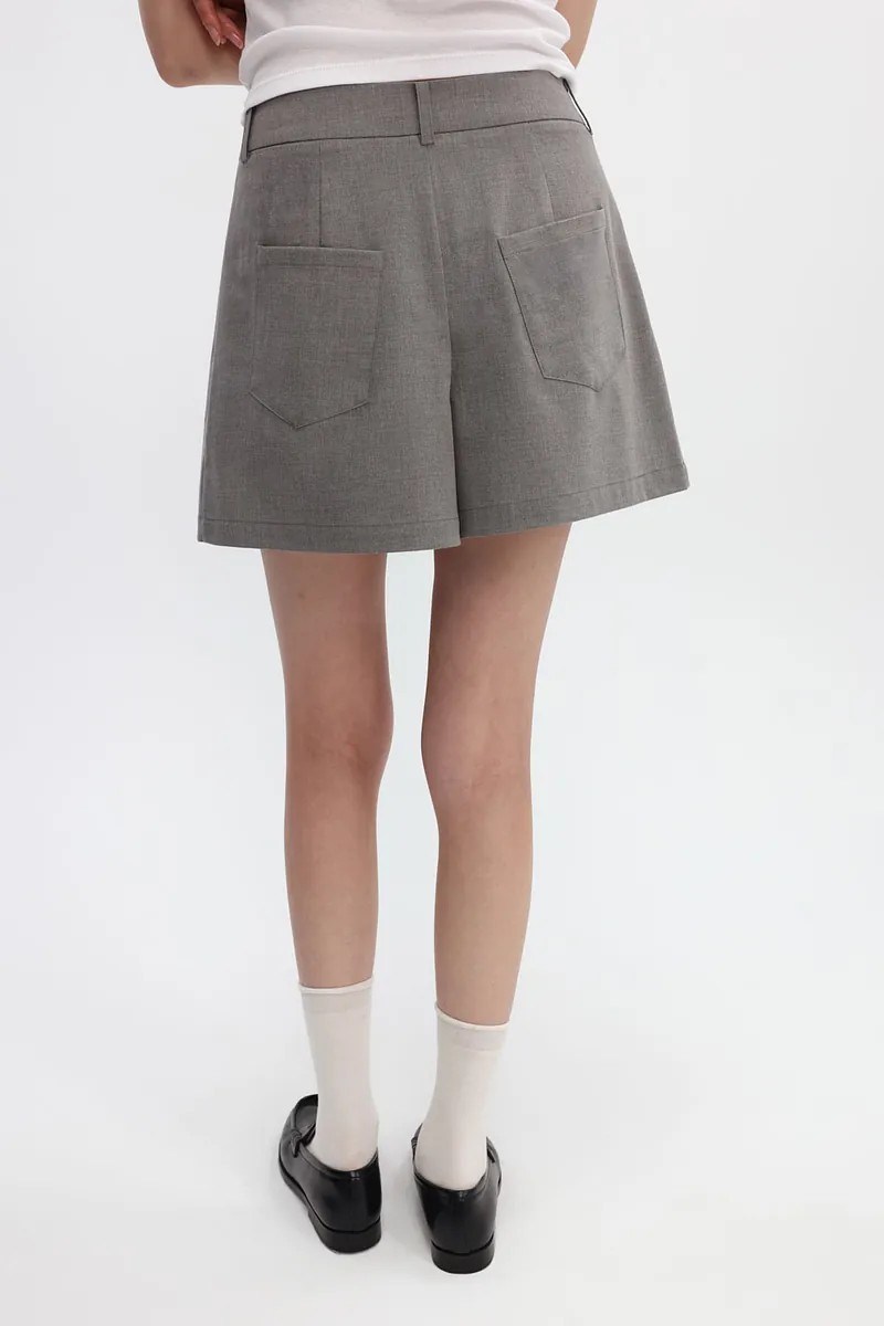 Studio Doe - Gender Free Three-tuck Short Pants