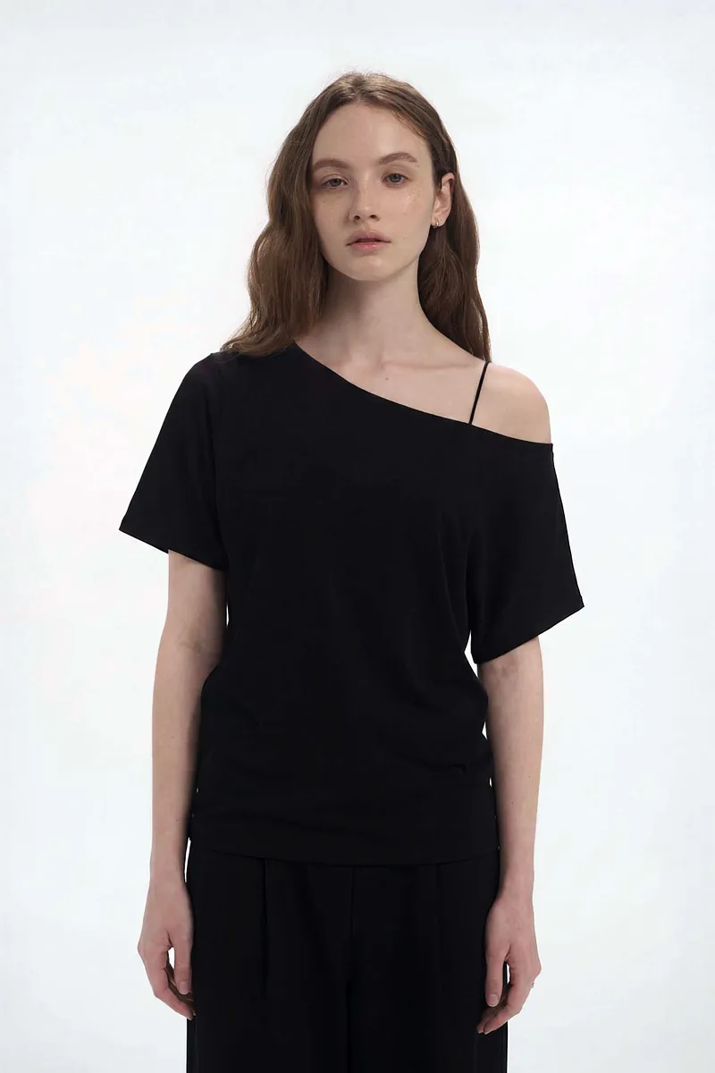 Studio Doe - Loose Off-shoulder Top