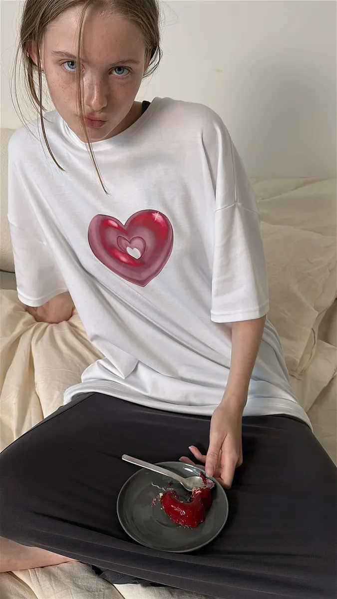 Studio Doe - Oversized Heart Print T-Shirt