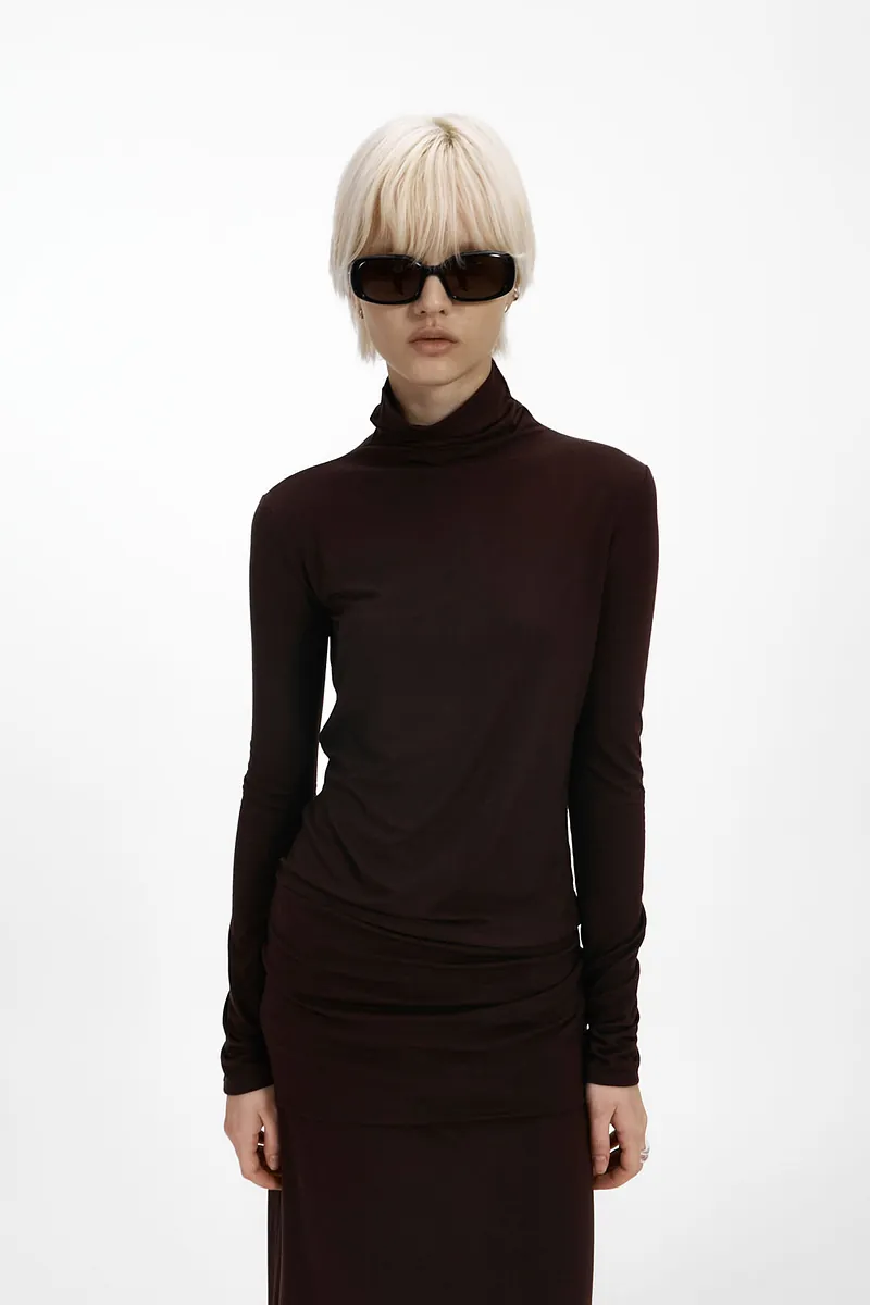 Studio Doe - Ultra Stretch High Neck T-Shirt