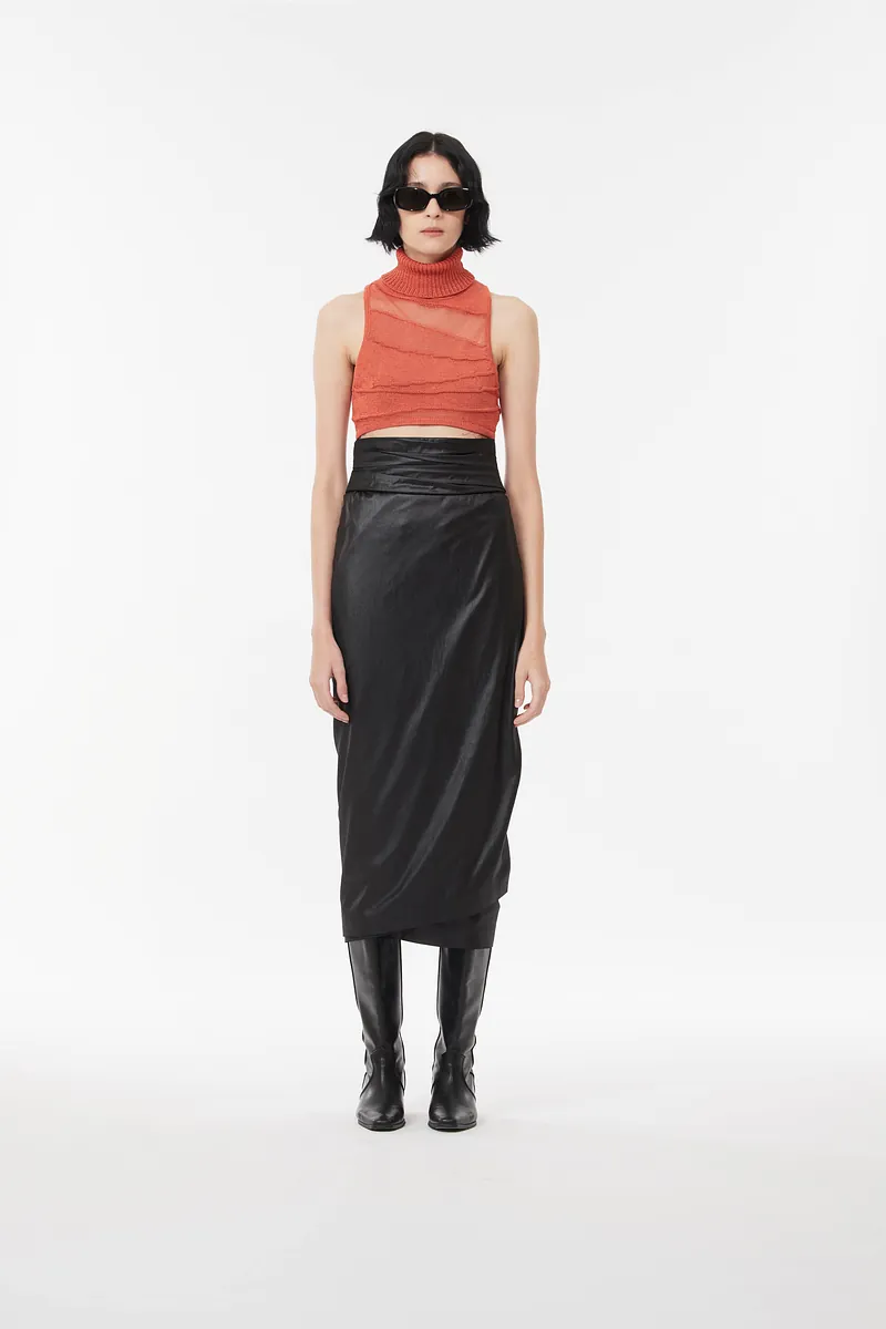 MN - High Neck Knitted Crop Top