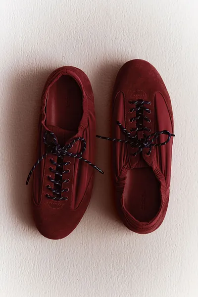 Studio Doe - Slim Trainer Suede Docking Sneakers