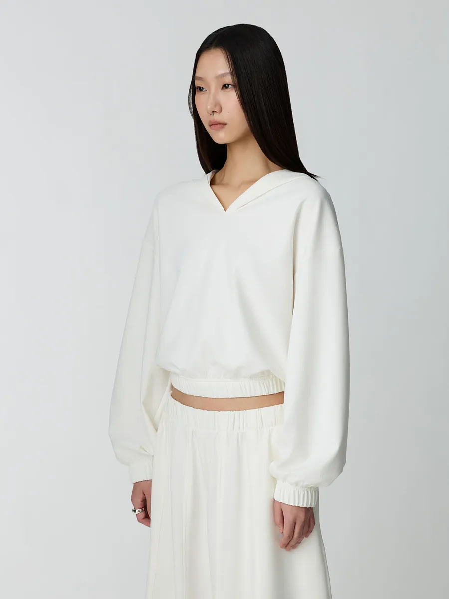 Studio Doe - Doe：Molly Deep V-Neck Cropped Hoodie
