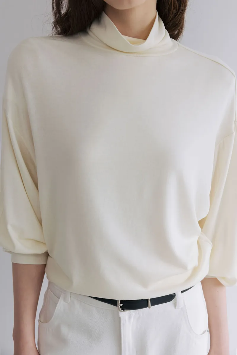 Studio Doe - Puff-sleeve Turtleneck Pullover