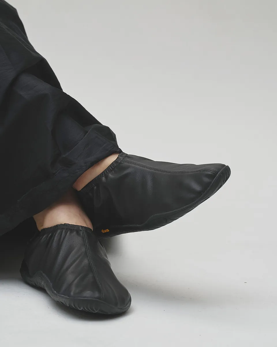 [秋季新品預訂] Vibramsole Leather Mockshoes