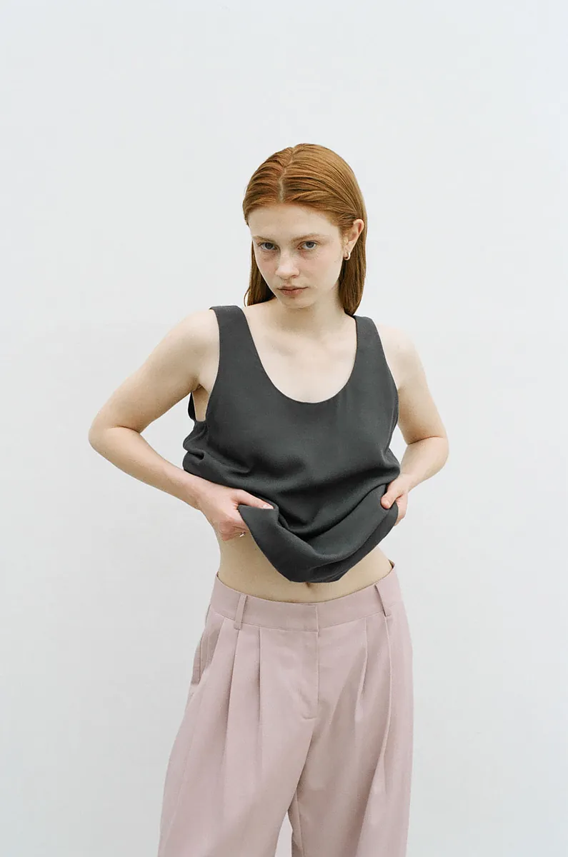 Studio Doe - Three-Tuck Low-Rise Wide Pants 3.0