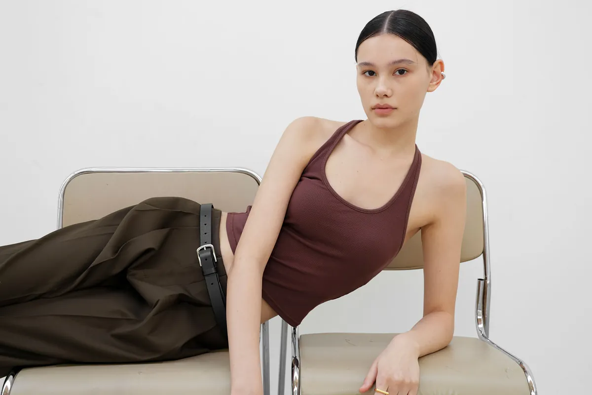 Studio Doe - Mid-Rise Tapered Cropped Trousers