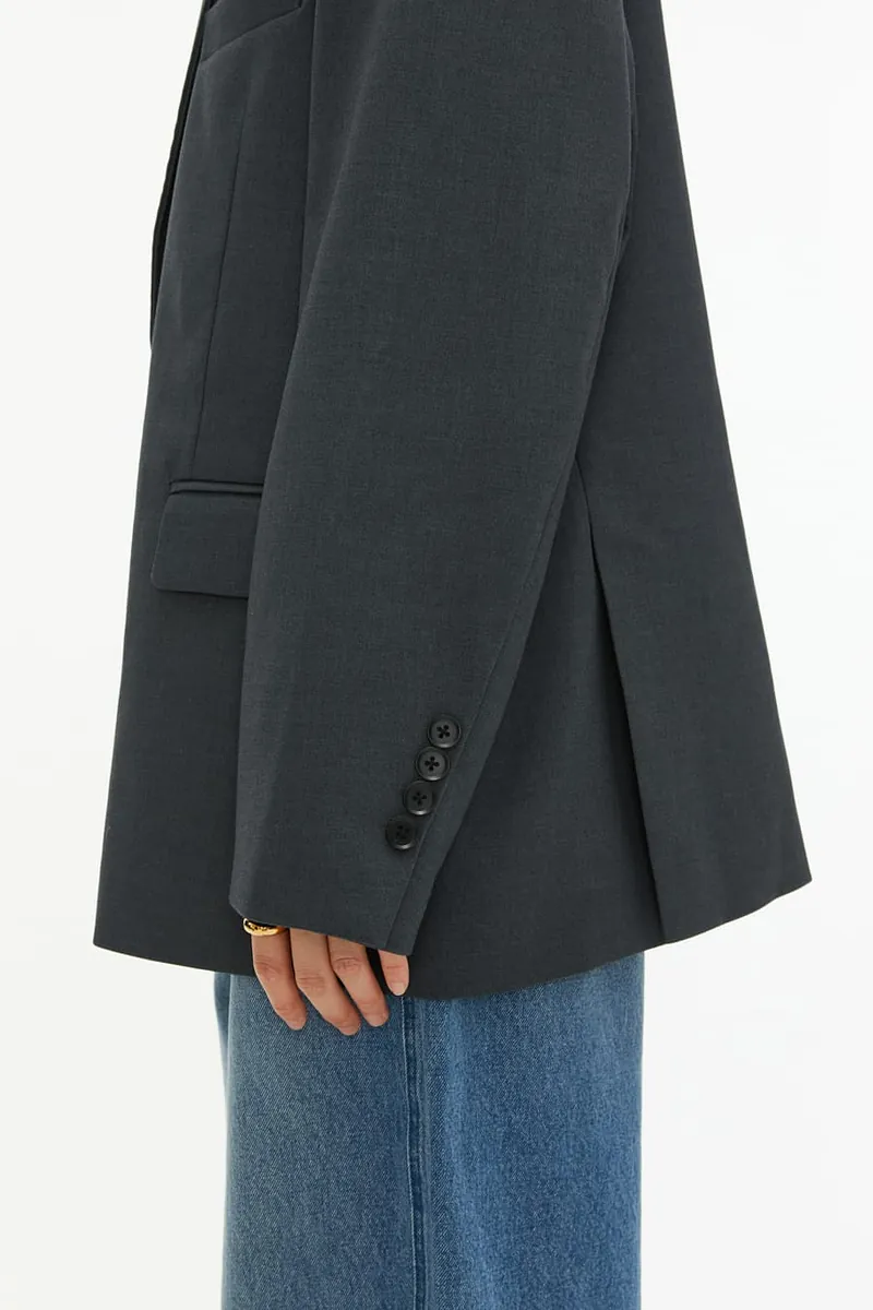 Studio Doe - Classic Gender Free Single-Breasted Oversized Blazer