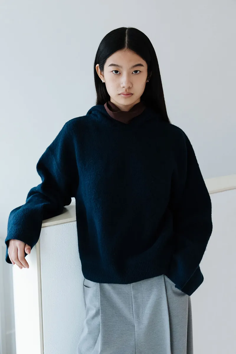 Gender Free 輕絨連帽針織毛衣(女)