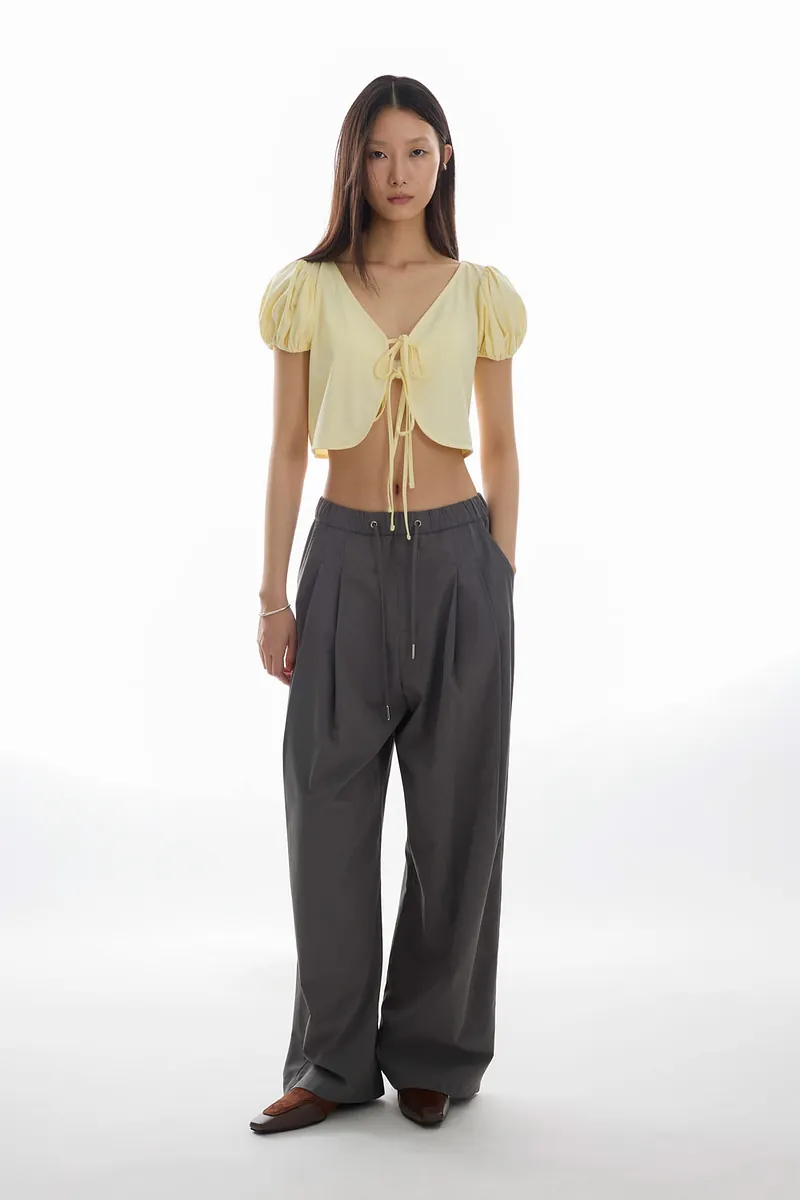 Doe：Molly Reversible Puff Sleeve Top