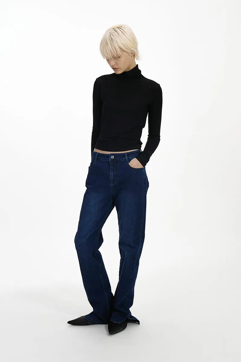 Studio Doe - Slit Hem Slim Jeans