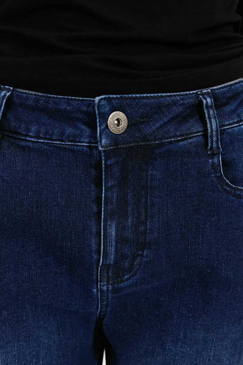 Studio Doe - Slit Hem Slim Jeans