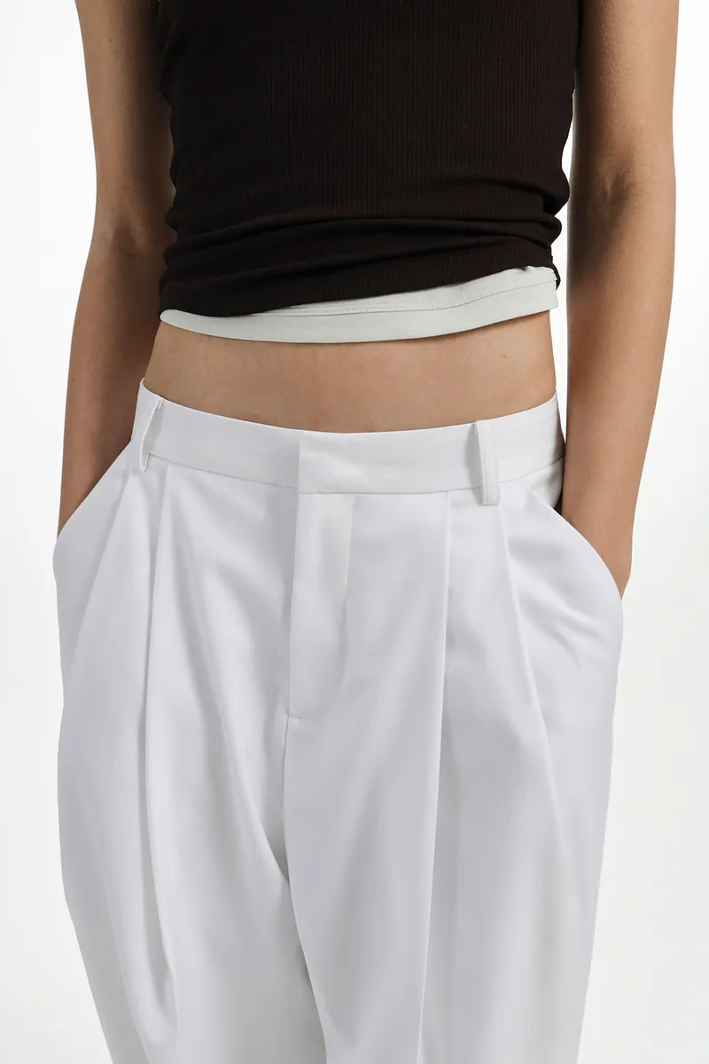 Studio Doe - Tuck Cocoon Cropped Pants