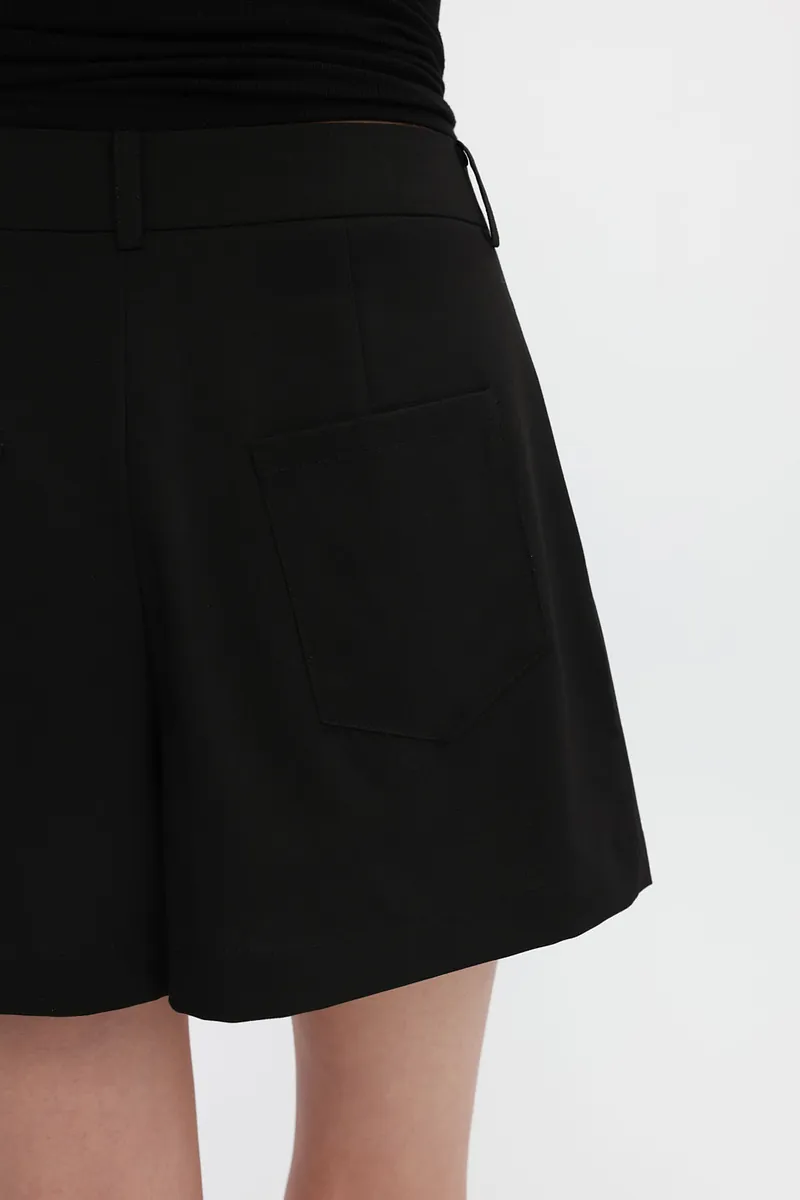 Studio Doe - Gender Free Three-tuck Short Pants
