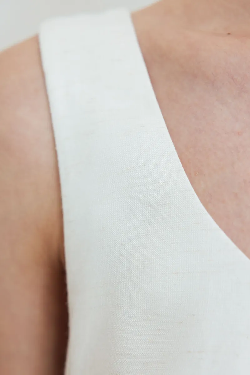 Studio Doe - Airy Twist Tank Top