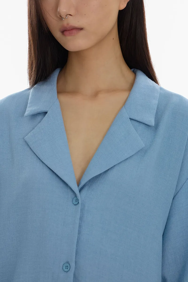 Doe：Molly V-neck Oversized Shirt