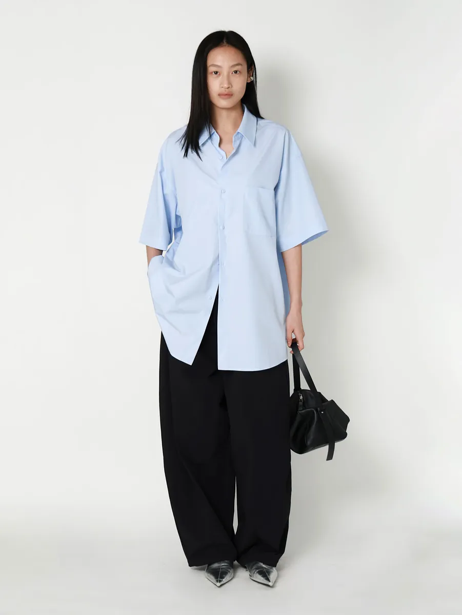 Studio Doe - Gender Free Wrinkle-Resistant Oversized Short Sleeve Shirt