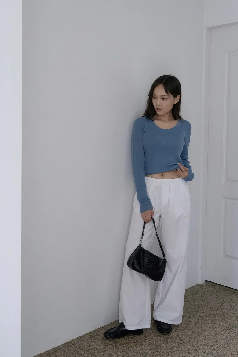Studio Doe - Premium Merino Seamless Sweater