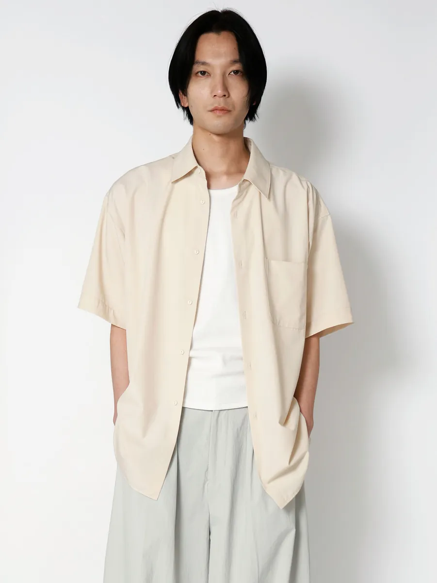 Studio Doe - Gender Free Wrinkle-Resistant Oversized Short Sleeve Shirt